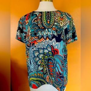 J Crew short sleeve paisley print top.